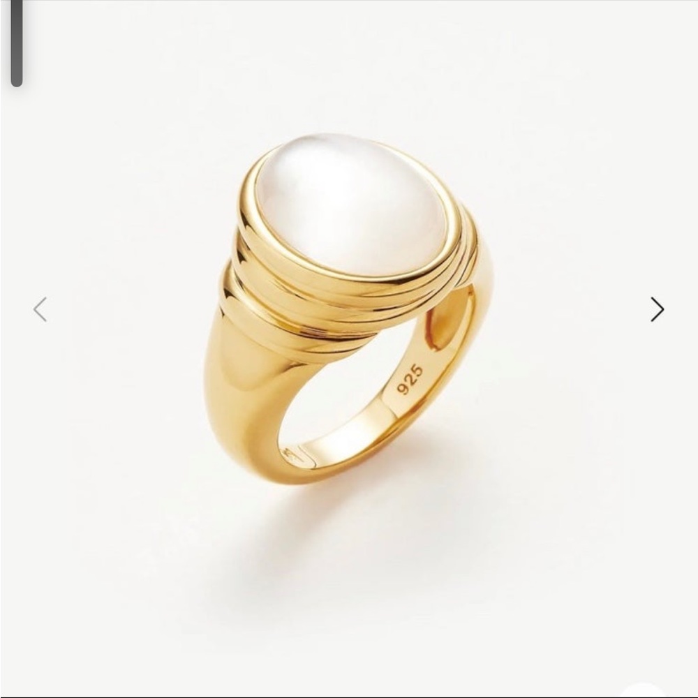 Missoma Savi Ridge Oval Gemstone Chunky Ring